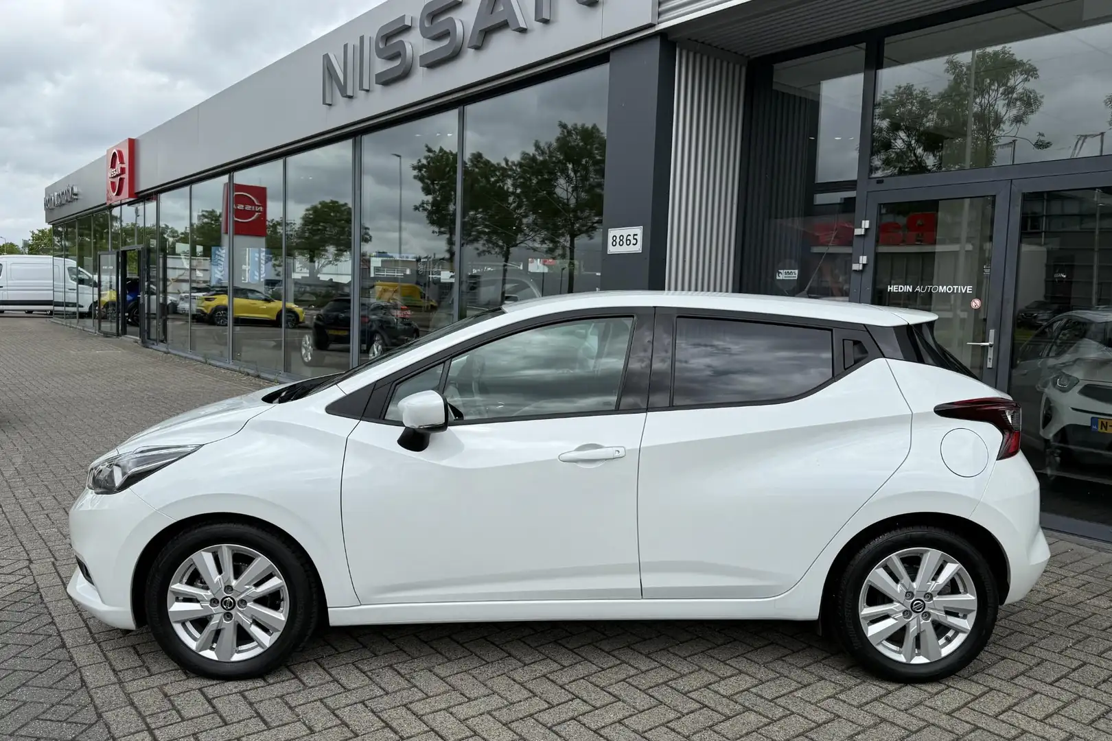 Nissan Micra 1.0 IG-T N-Connecta Weiß - 2