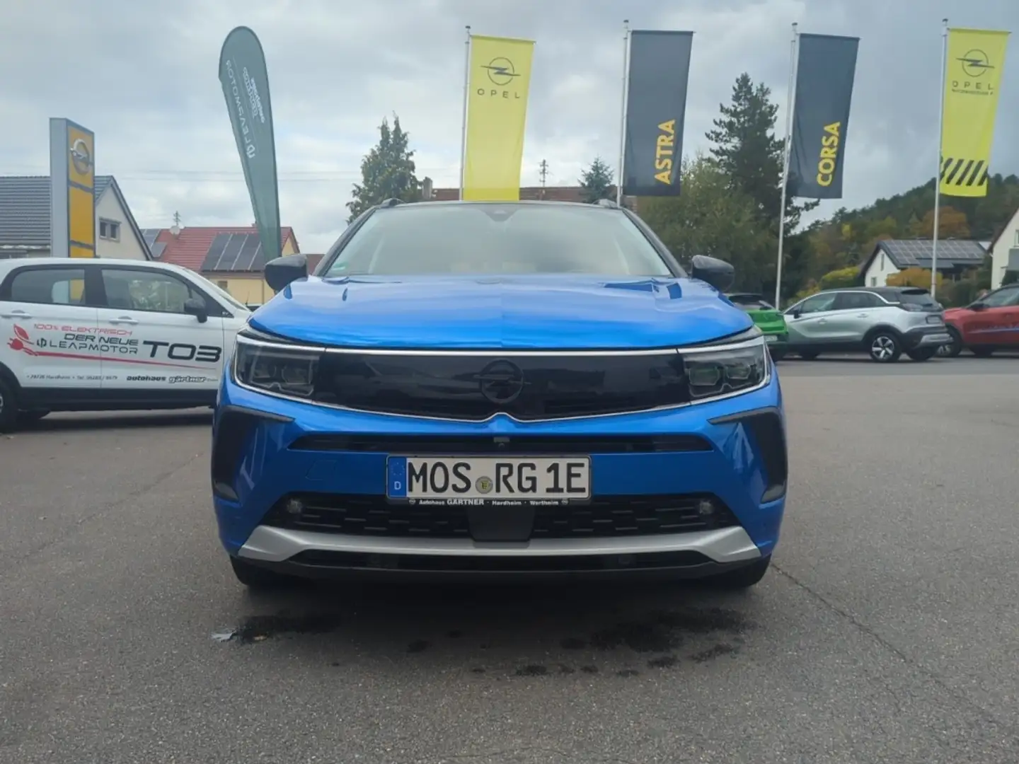 Opel Grandland Ultimate Plug-in-Hybrid 4 AHK-abnehmbar Navi Night Blau - 2