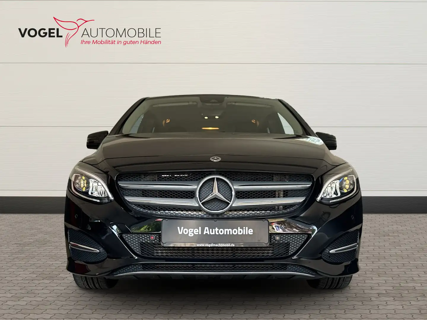 Mercedes-Benz B 220 4Matic Urban Style Edition +Navi+Kam.+LED+ Noir - 2