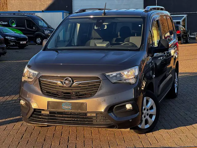 Opel Combo Combo Cargo 1.5 D EHZ Autm. 5 ZIT LICHTE VRACHT!