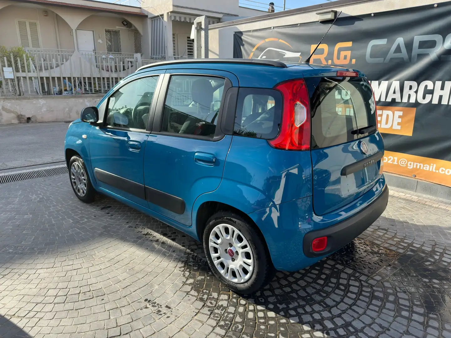 Fiat Panda 1.2 Lounge 69cv Bleu - 2