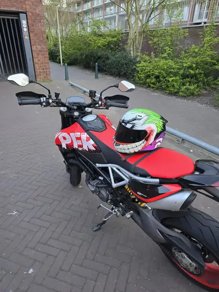 Ducati Hypermotard 950 - foto 3