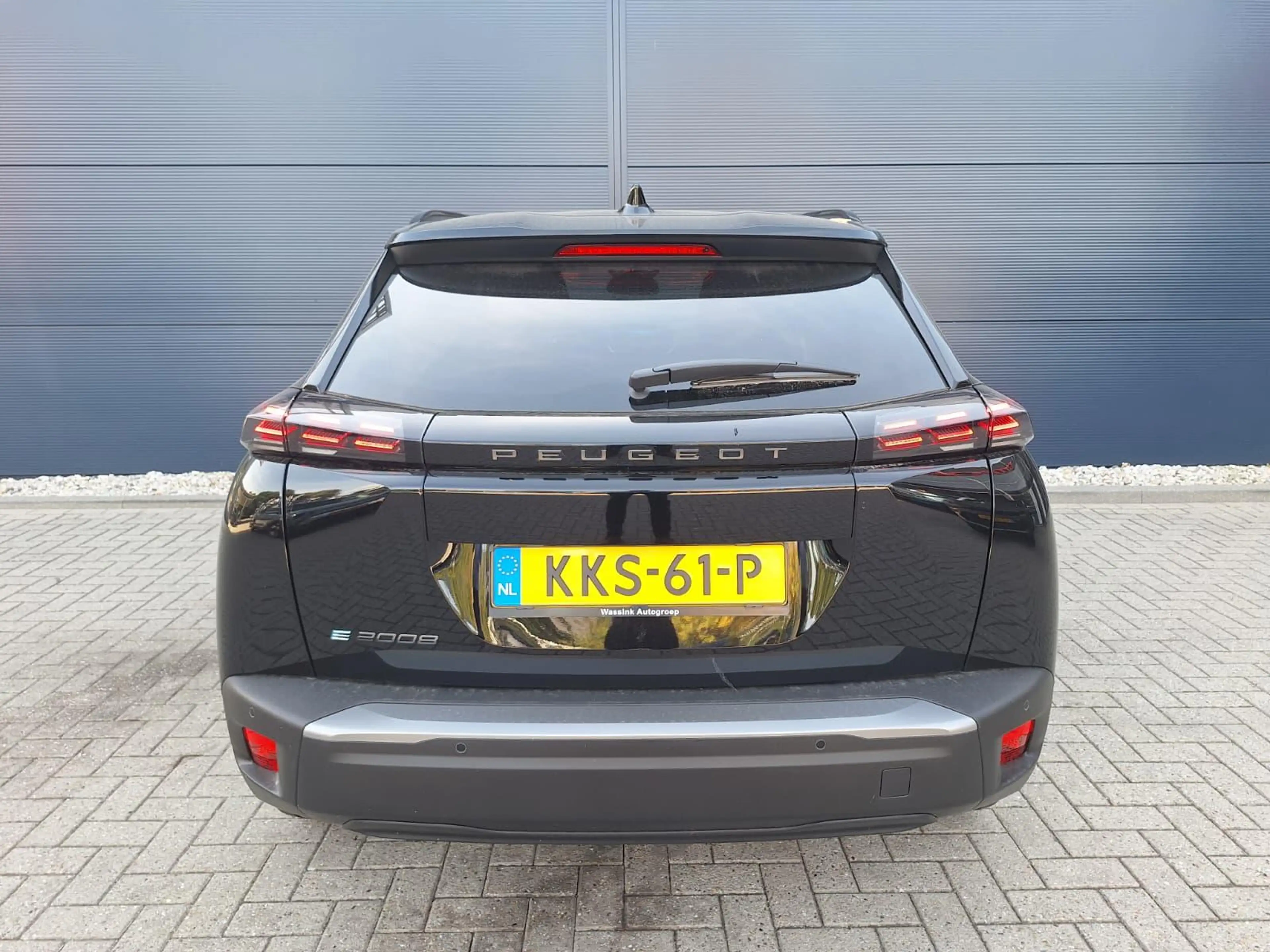 Peugeot e-2008 EV Allure Avantage 54 kWh — photo 6