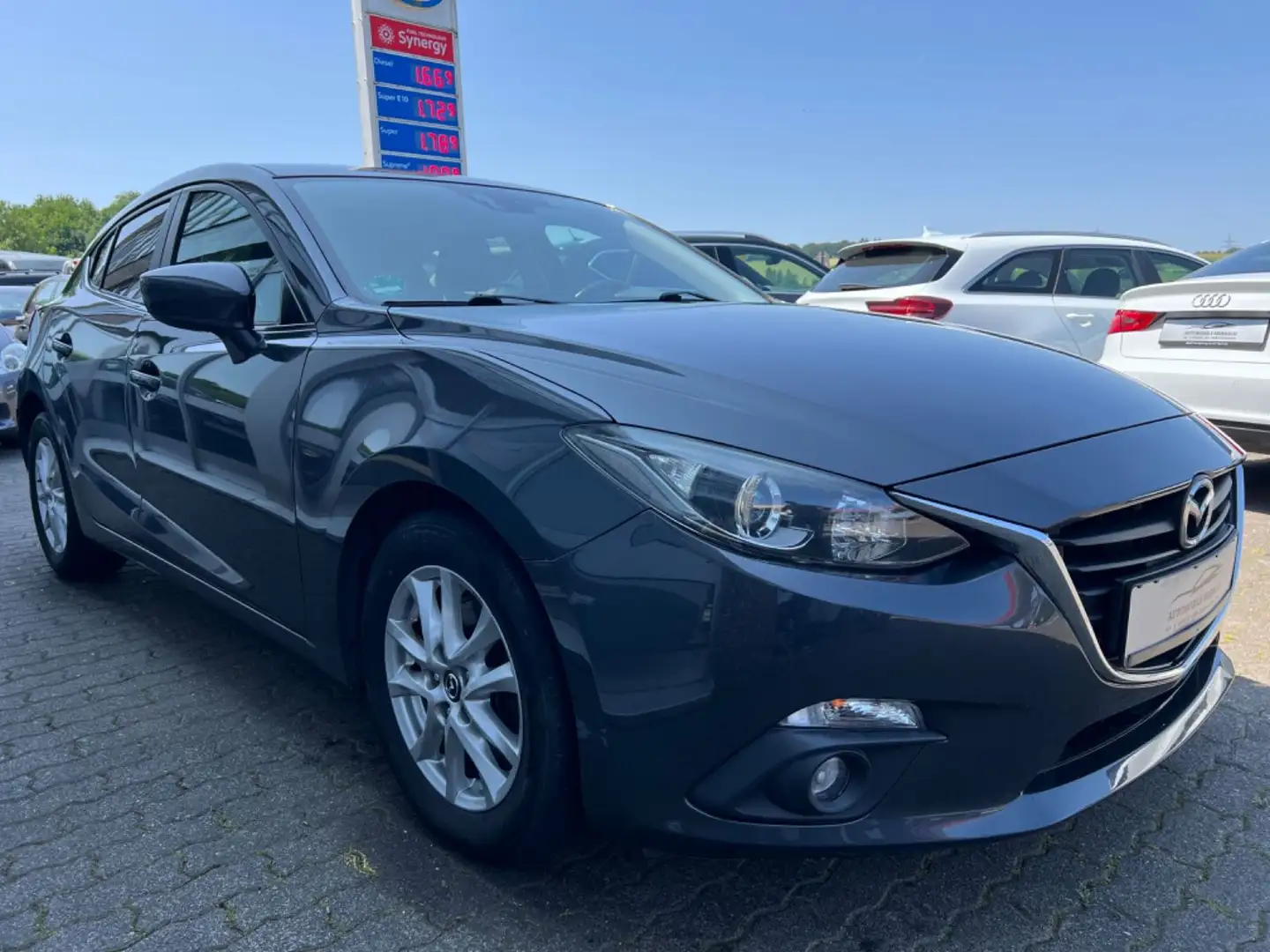 Mazda 3 Lim. Center-Line 2.0*BI-XENON*EURO6*KLIMAAUT* Grau - 1