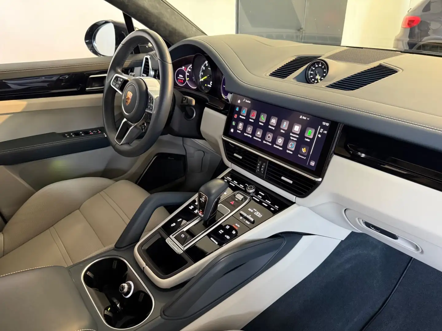Porsche Cayenne CAYENNE COUPE E-HYBRID*KERAMIK*22 Z*CHRONO*1.HD* Blau - 2