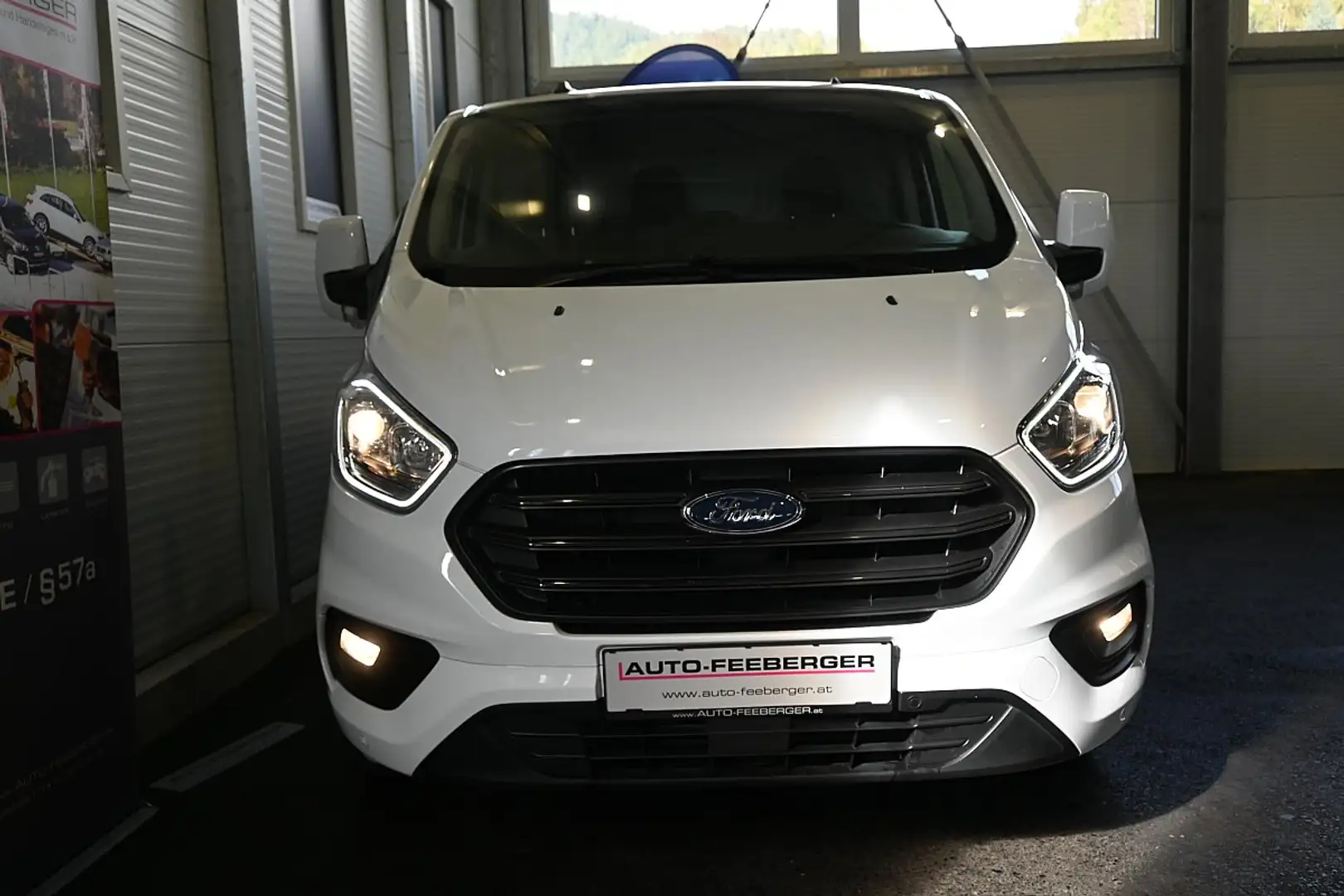 Ford Transit Custom Kasten 2,0 EcoBlue L1H1 280 Trend Weiß - 2