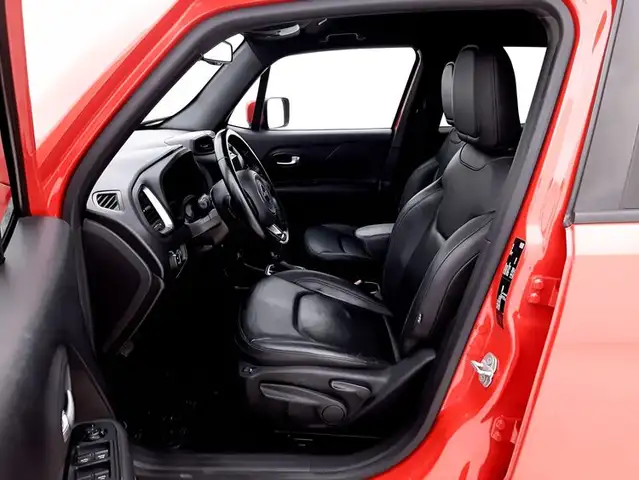 Jeep Renegade view 10
