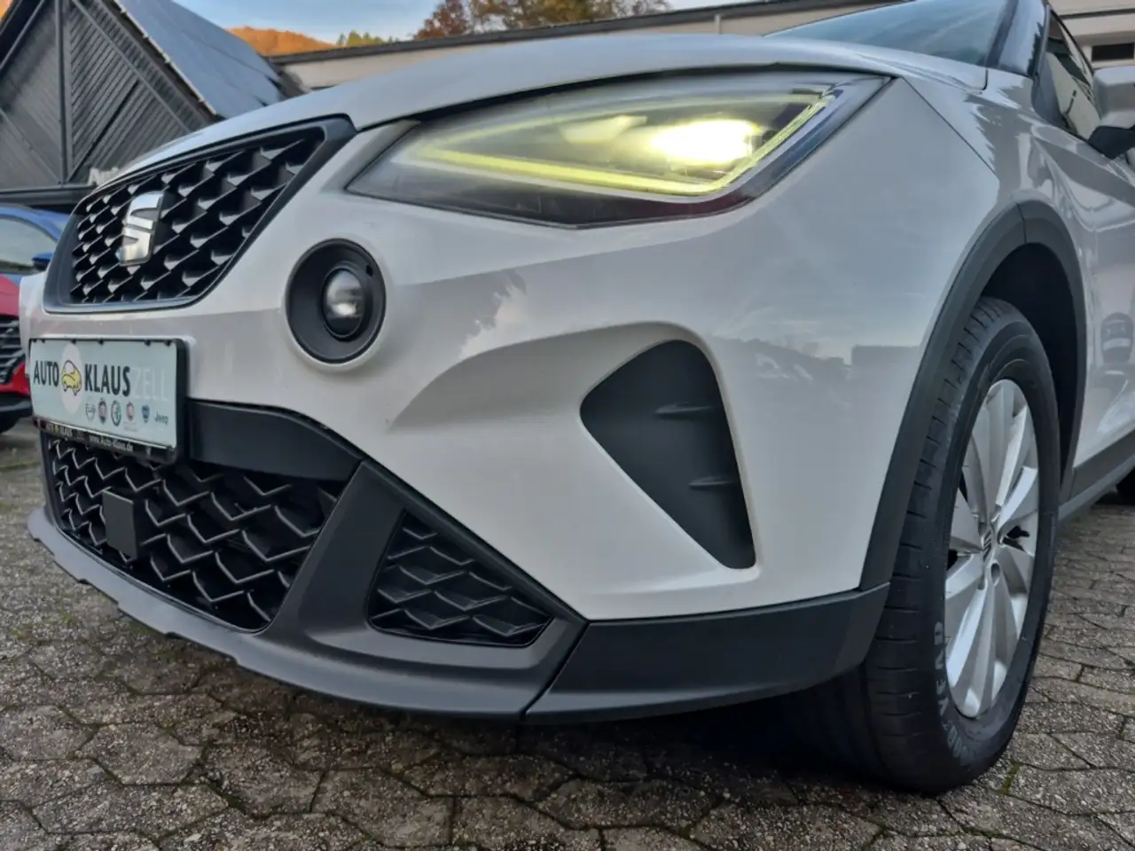 SEAT Arona 1.0 TSI Style DSG LED PDC ACC CarPlay 6