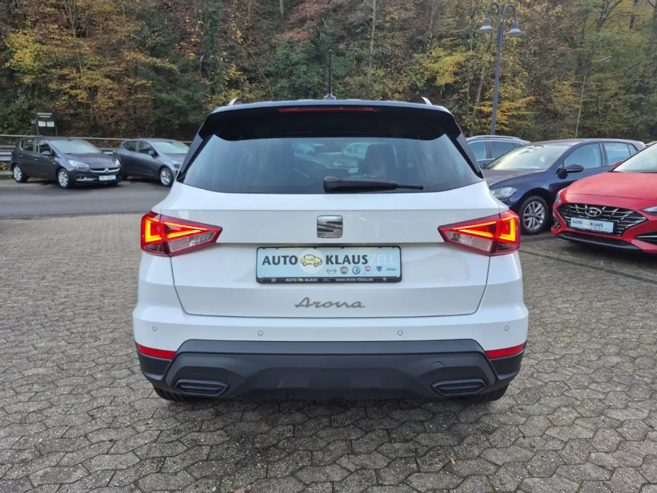 SEAT Arona 1.0 TSI Style DSG LED PDC ACC CarPlay 23