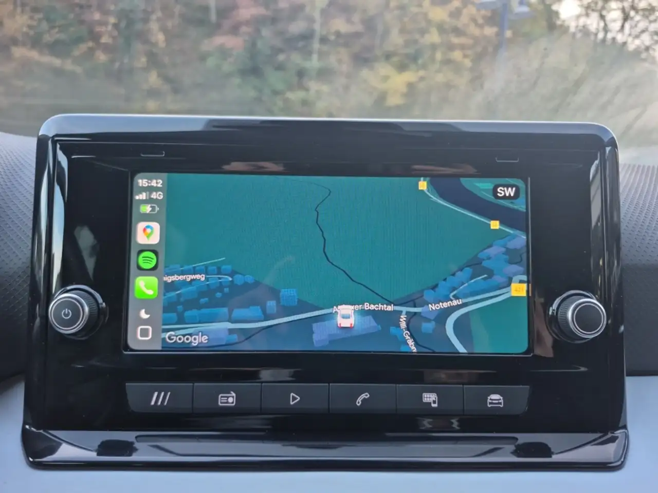 SEAT Arona 1.0 TSI Style DSG LED PDC ACC CarPlay 12