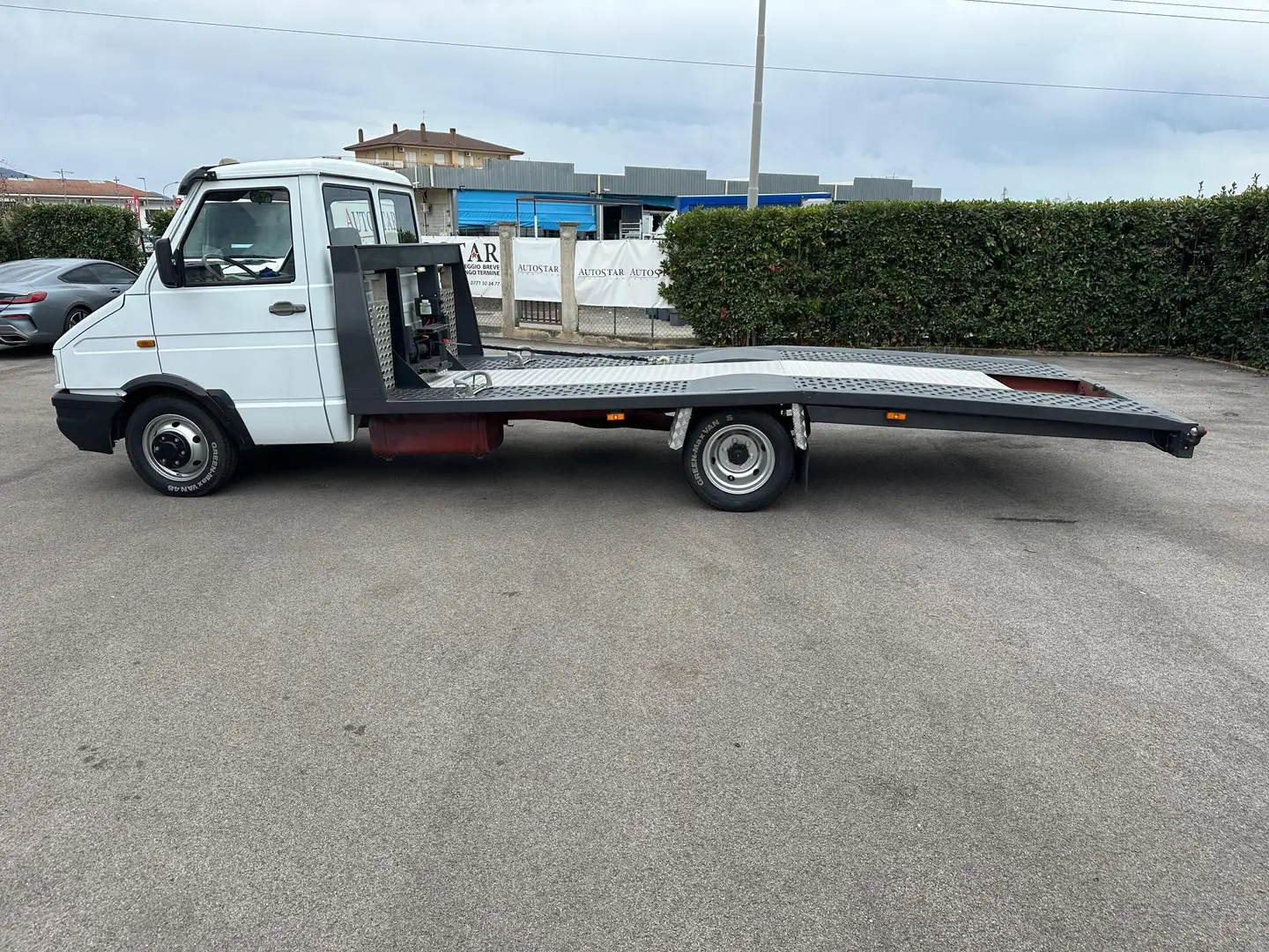 Iveco Daily CARROATTREZZI Blanco - 2
