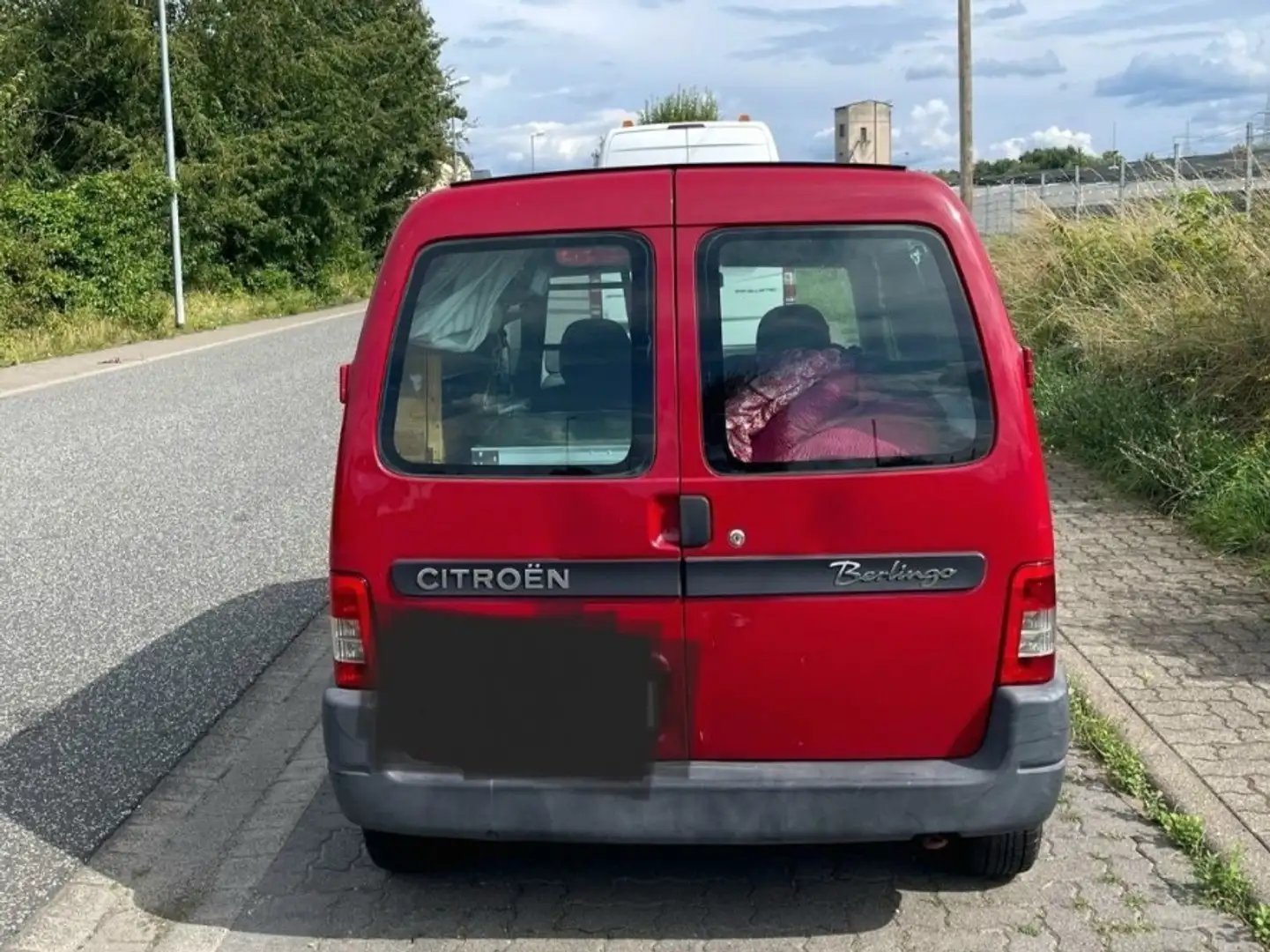 Citroen Berlingo Berlingo F Rot - 2