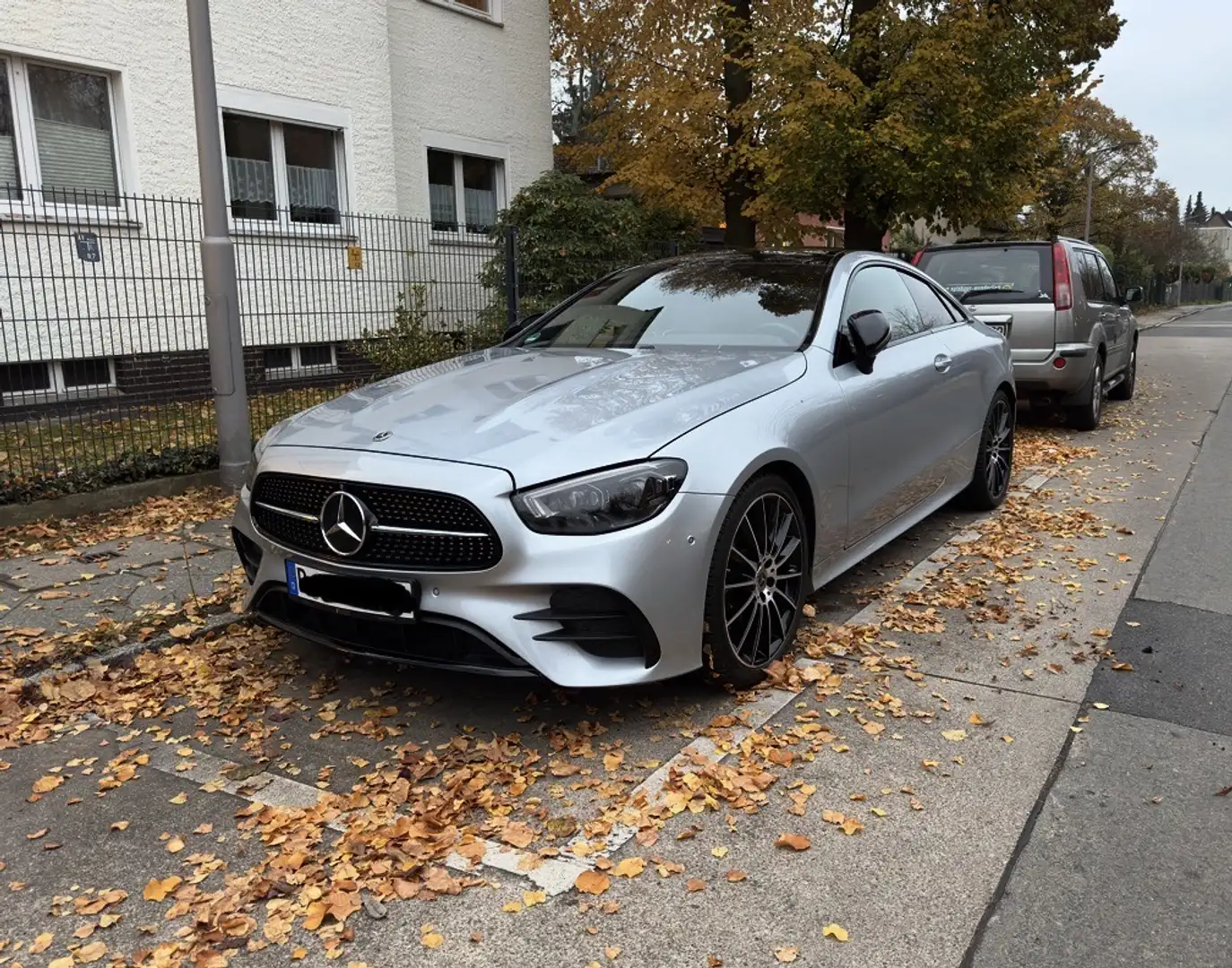 Mercedes-Benz E 220 E 220 d (238.314) Grau - 1