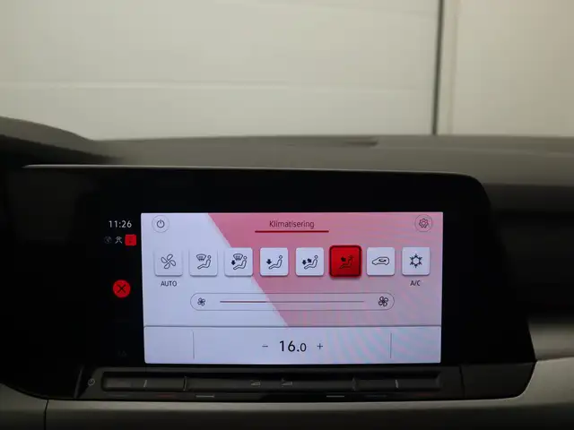 Volkswagen Golf view 27