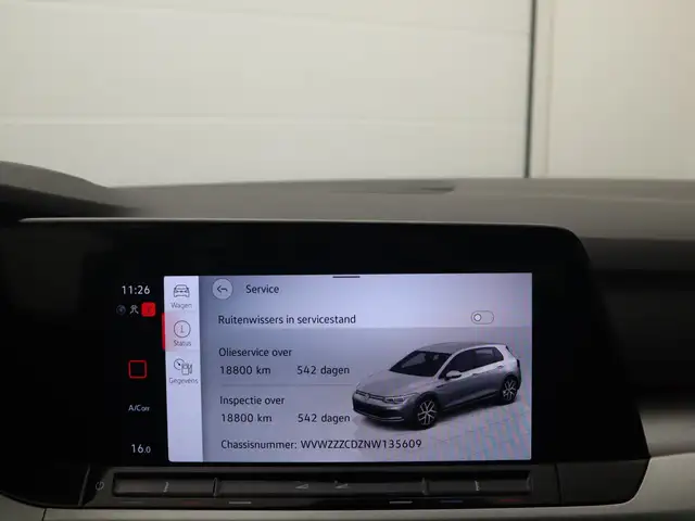 Volkswagen Golf view 12