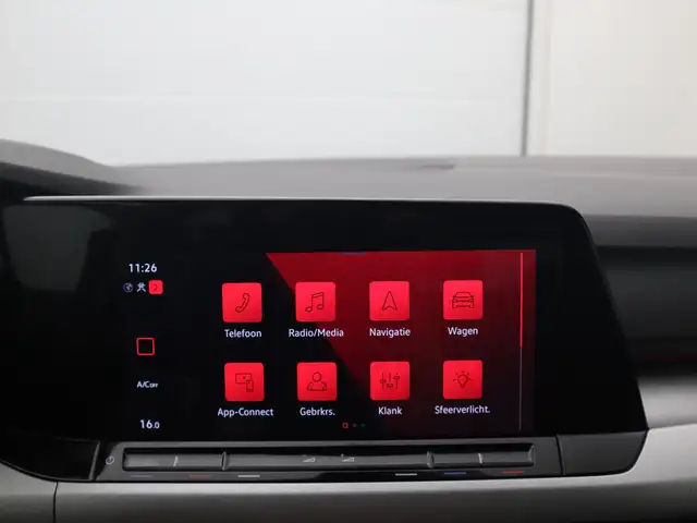 Volkswagen Golf view 23