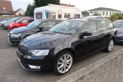 Skoda Octavia Joy Navi AHK