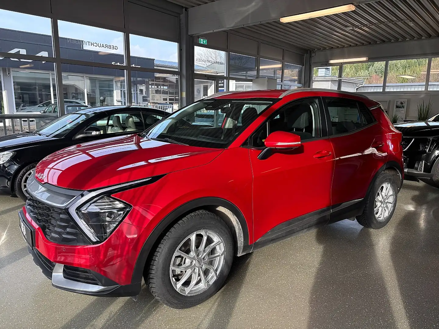 Kia Sportage 1,6 CRDI Silber Rot - 2