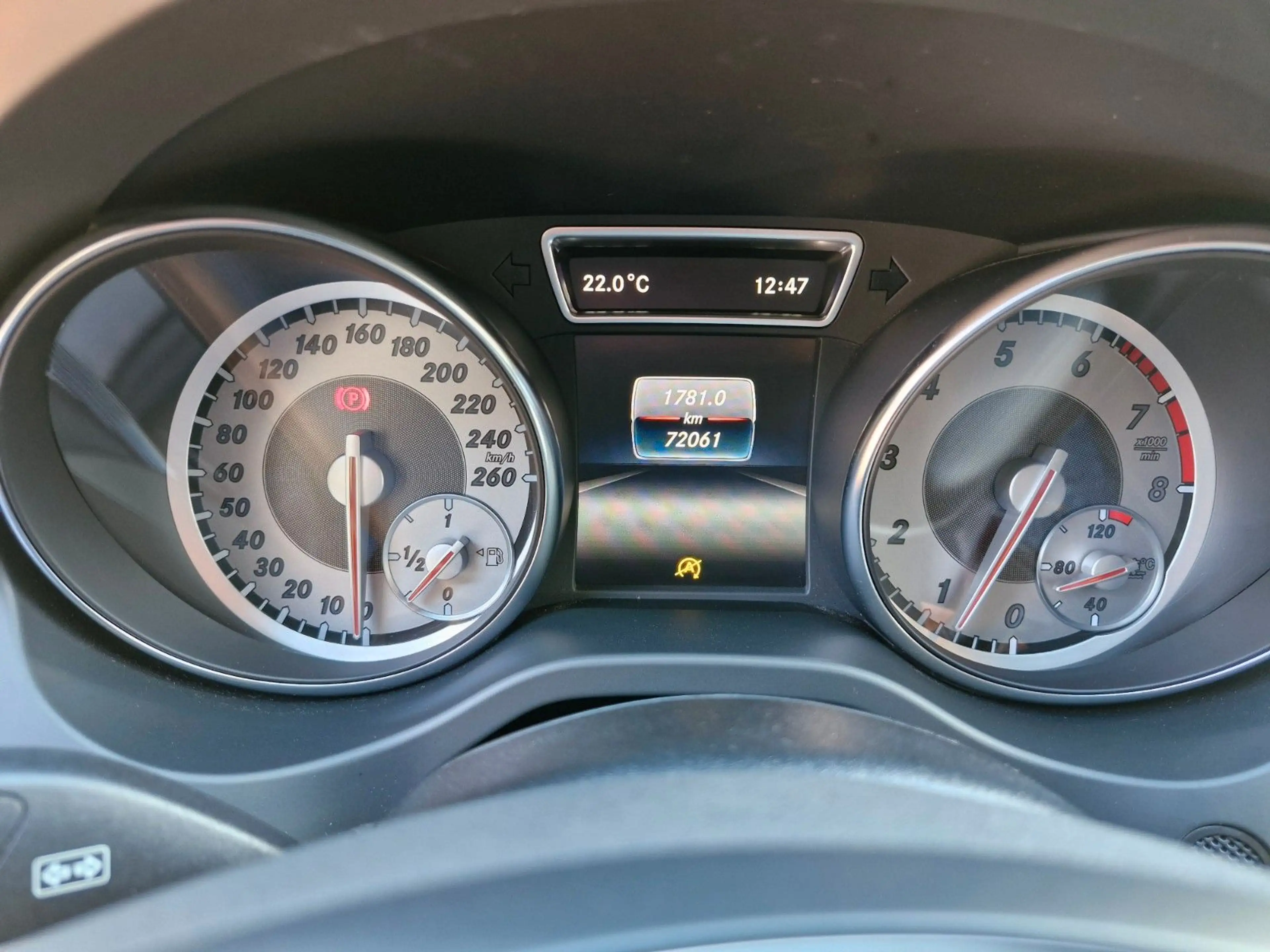 Mercedes-Benz CLA 180 72tkm Bi-Xenon Kamera — photo 10