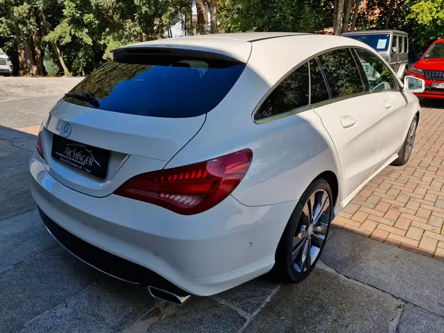 Mercedes-Benz CLA view 5