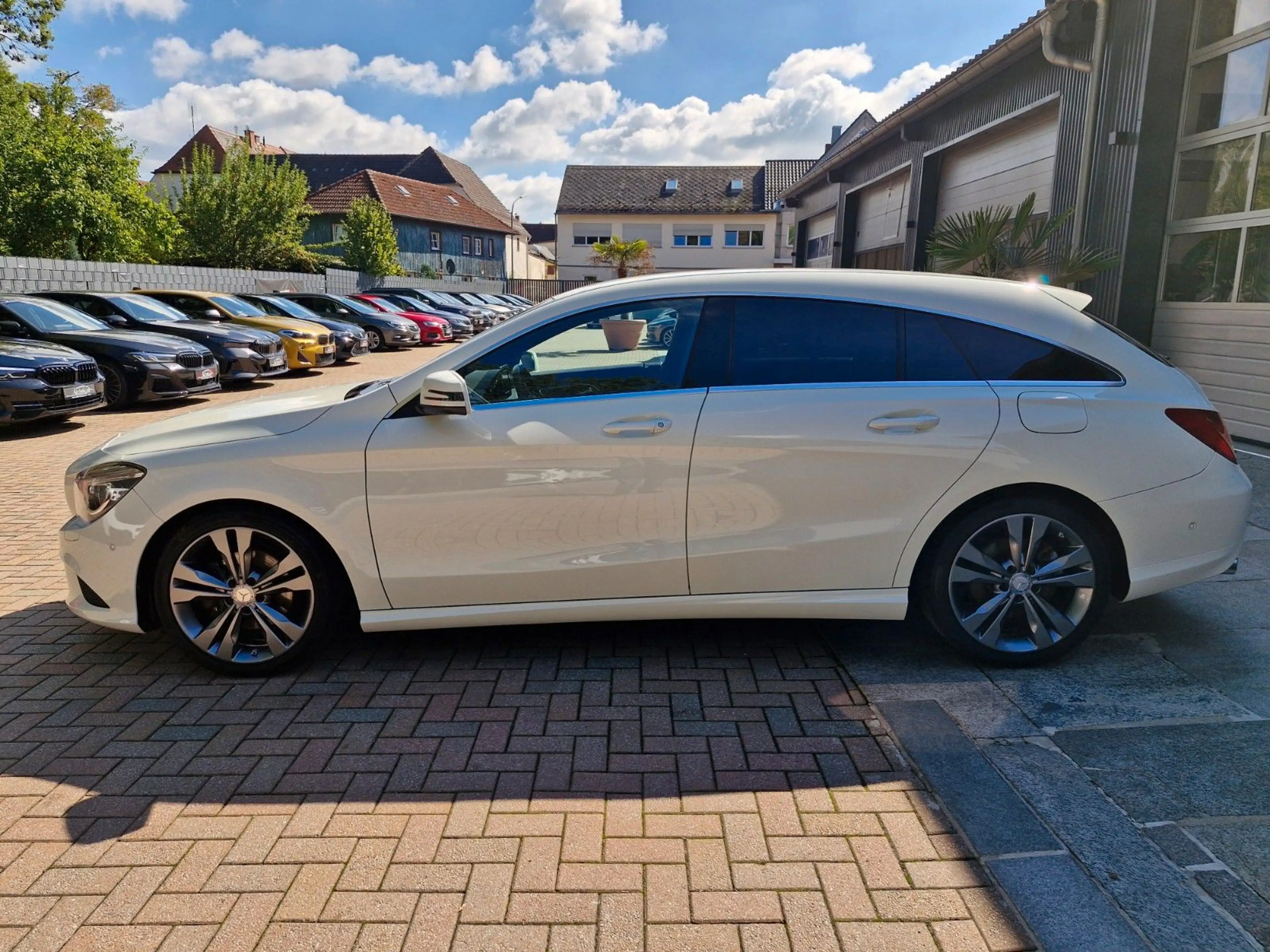 Mercedes-Benz CLA 180 72tkm Bi-Xenon Kamera — photo 8