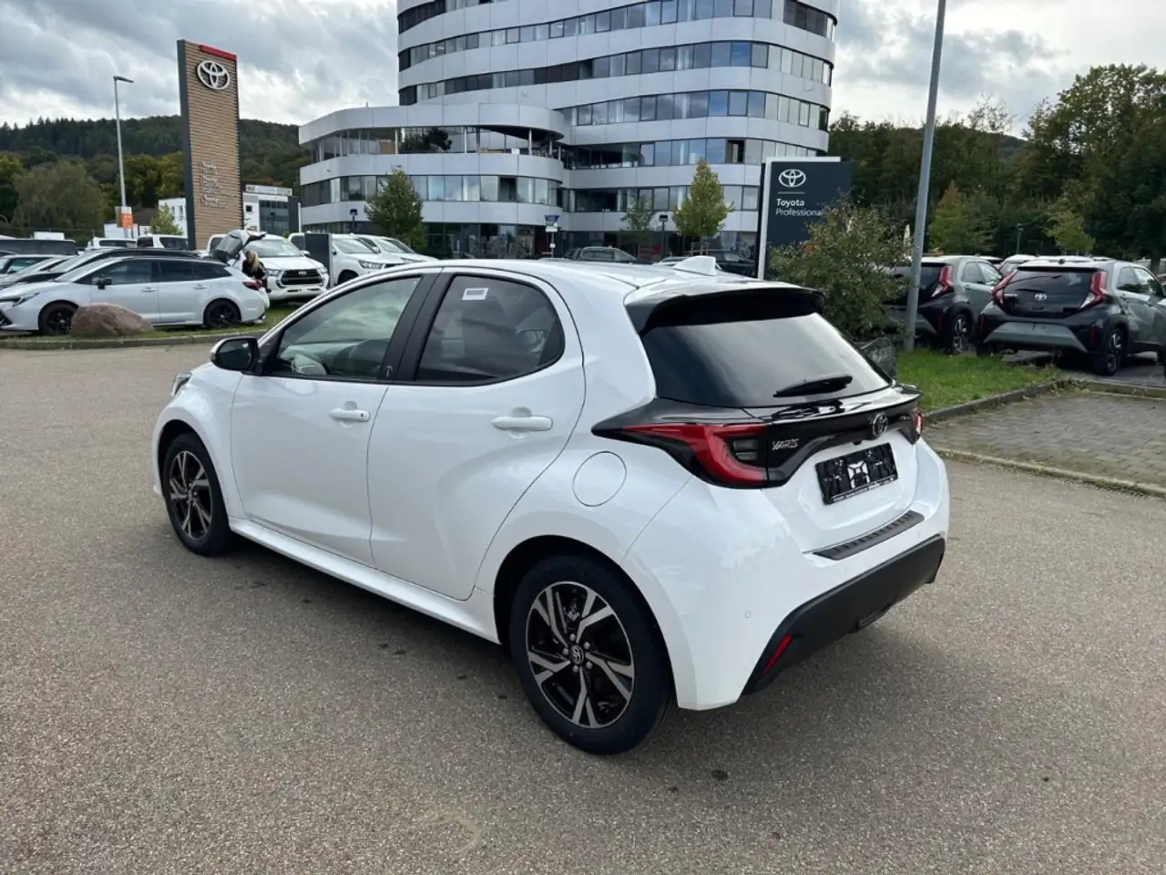 Toyota Yaris Hybrid 1,5L Teamplayer Technik-Paket 5