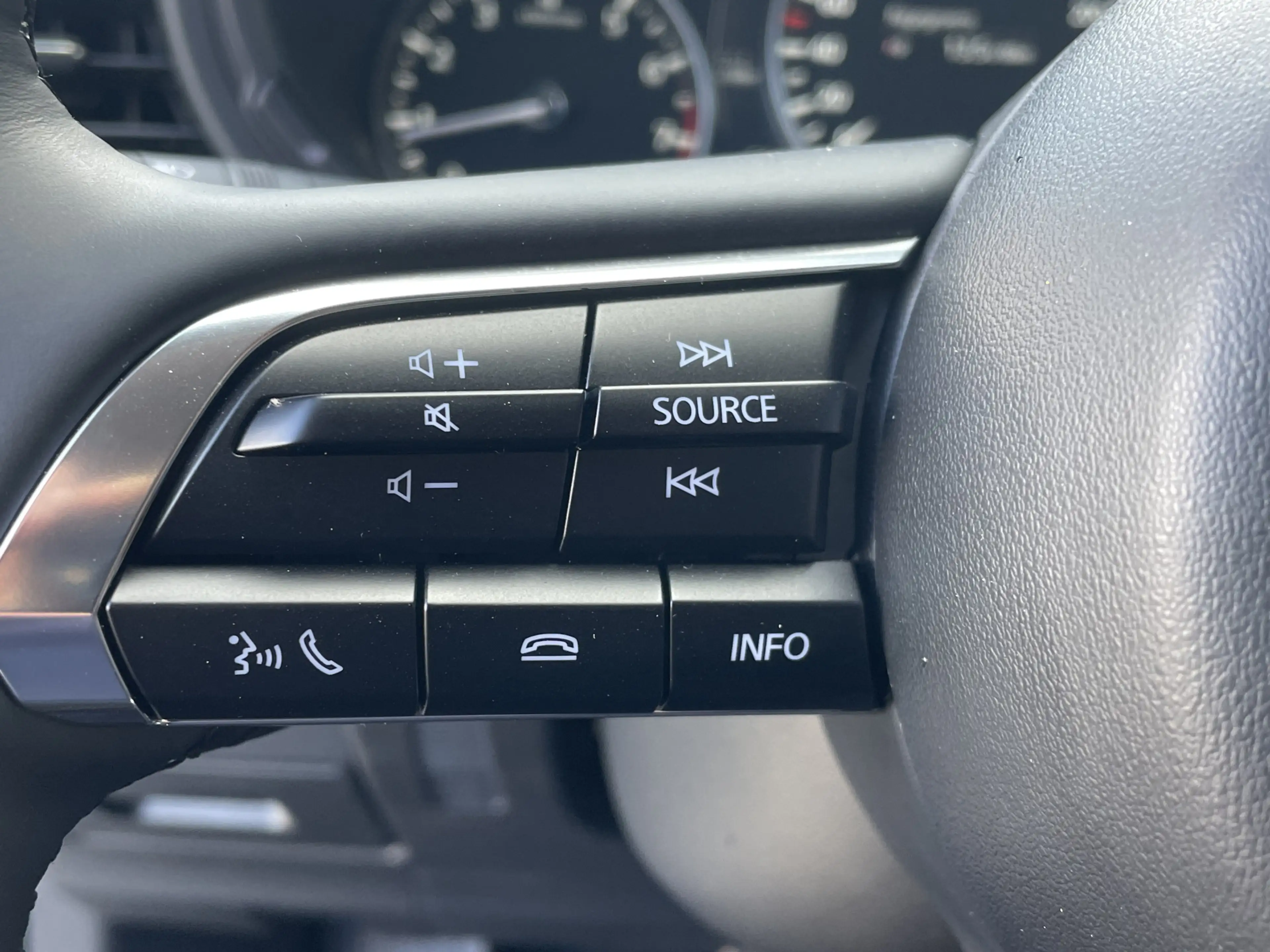 Mazda CX-30 2.5 e-SkyActiv-G M Hybrid 140 pk AUTOMAAT Centre-l — photo 14
