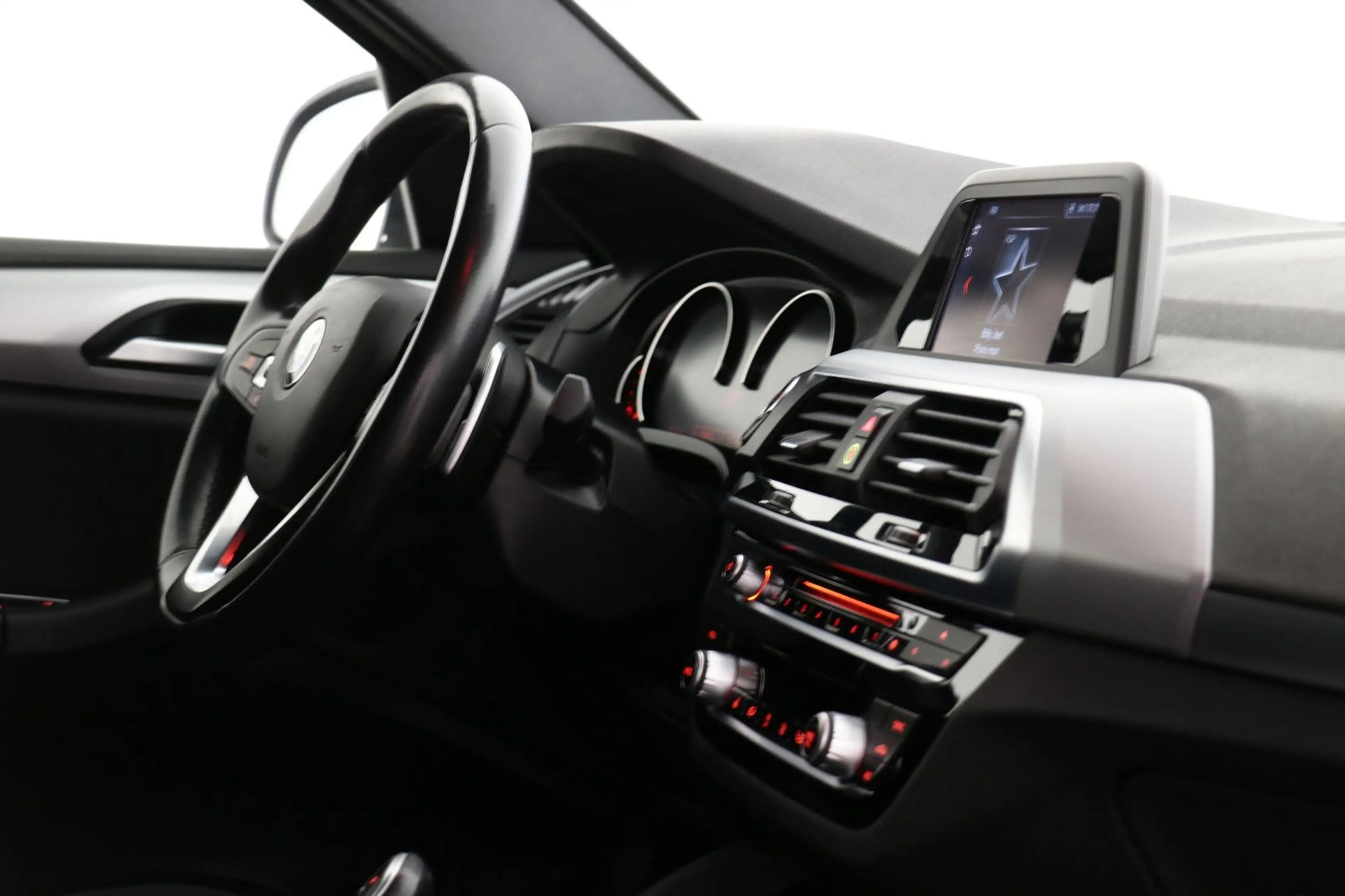 BMW X4 xDrive 20 i Advantage *LED*KAMERA* — photo 15