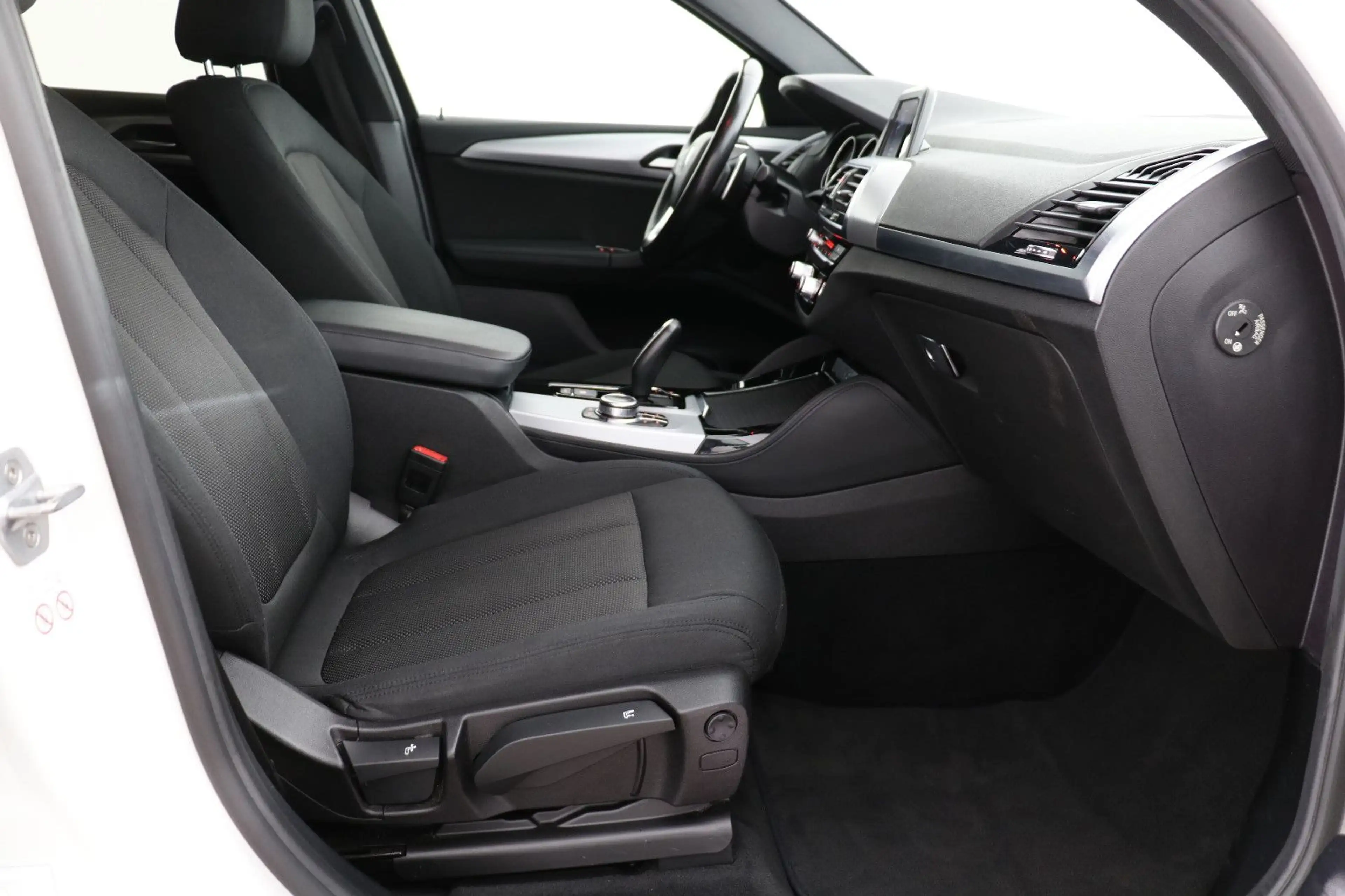 BMW X4 xDrive 20 i Advantage *LED*KAMERA* — photo 14