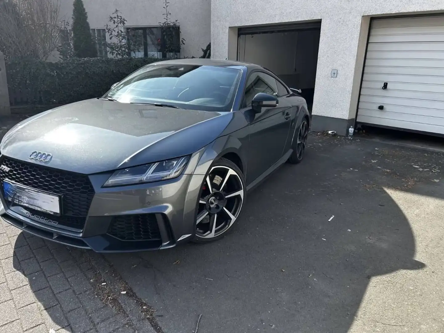 Audi TT RS Coupé 2.5 TFSI S tronic quattro B&O Grijs - 2