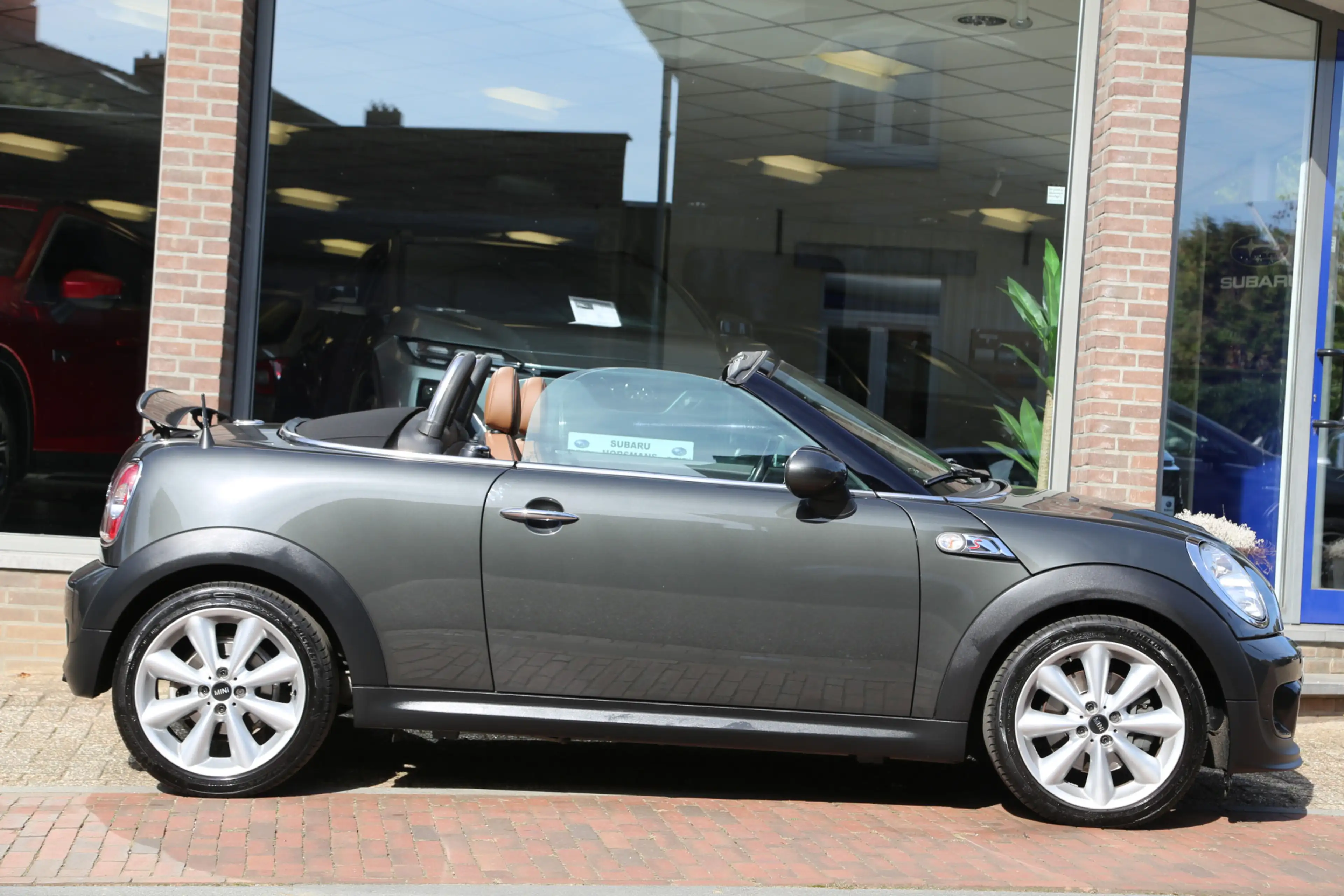 MINI Cooper S Roadster 1.6 Chili Navi Xenon Leer Harman Kardon — photo 2