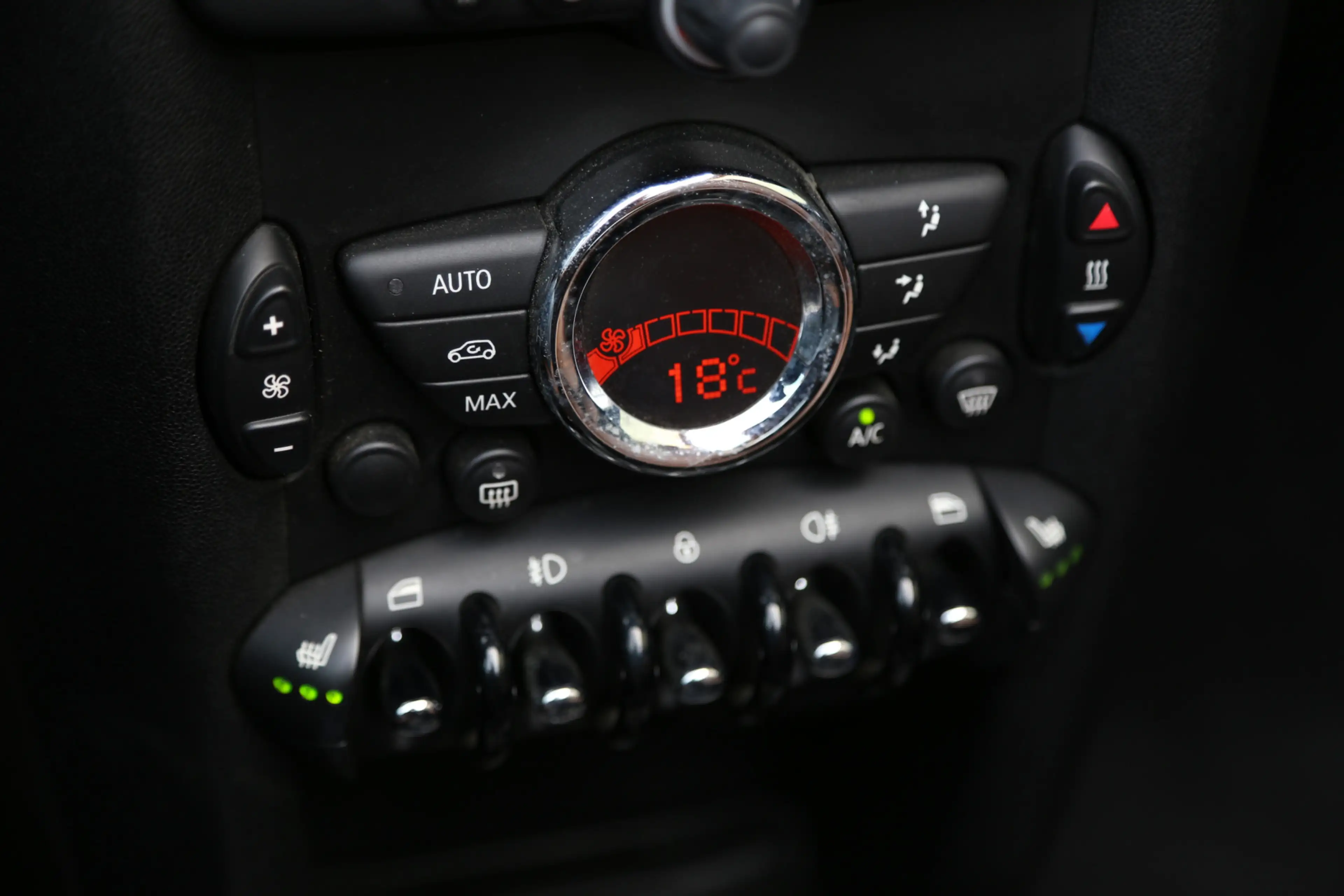 MINI Cooper S Roadster 1.6 Chili Navi Xenon Leer Harman Kardon — photo 11