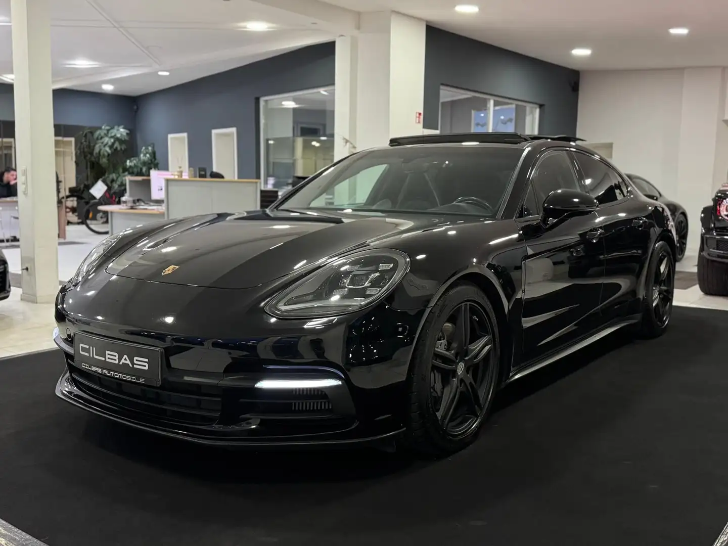 Porsche Panamera 4 S Diesel V8*SPORT DESIGN*PANO*CHRONO* Schwarz - 2
