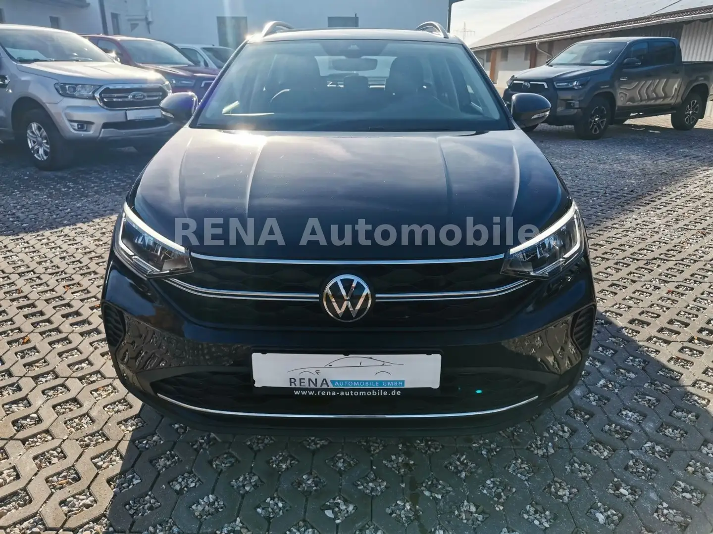 Volkswagen Taigo Life*DSG*LMF*SHZ*DAB*AHK*ACC*IQ Drive Schwarz - 2