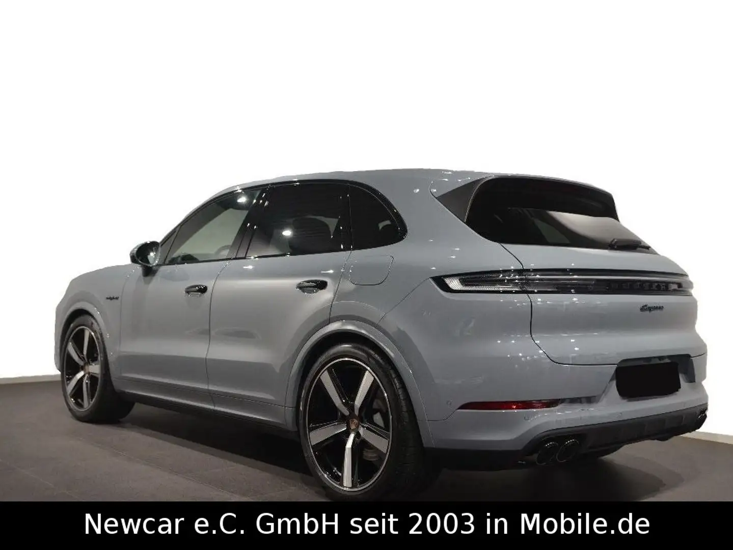 Porsche Cayenne E-Hybrid*2025*SportDesign*Sp-Abgas*BOSE Grau - 2