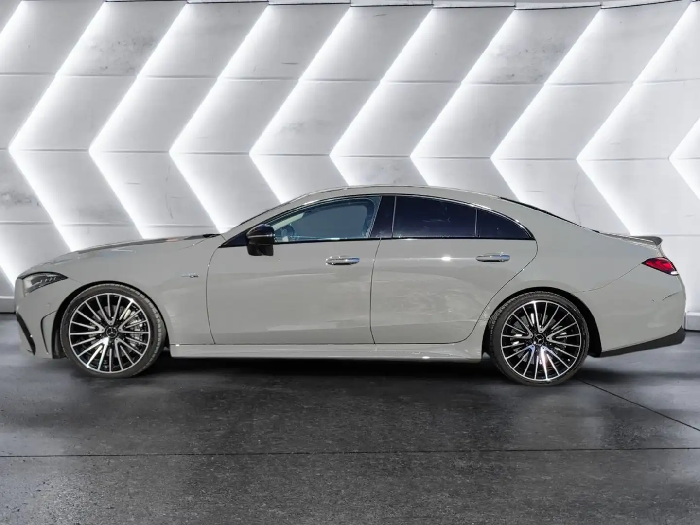Mercedes-Benz CLS Mercedes-AMG 53 4MATIC+ Grijs - 2