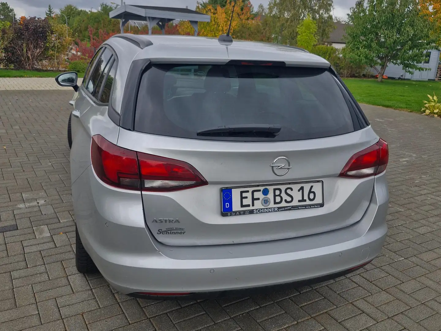 Opel Astra Astra 1.5 D Start/Stop Sports Tourer Silber - 2