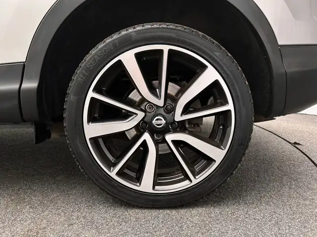 Nissan Qashqai view 18