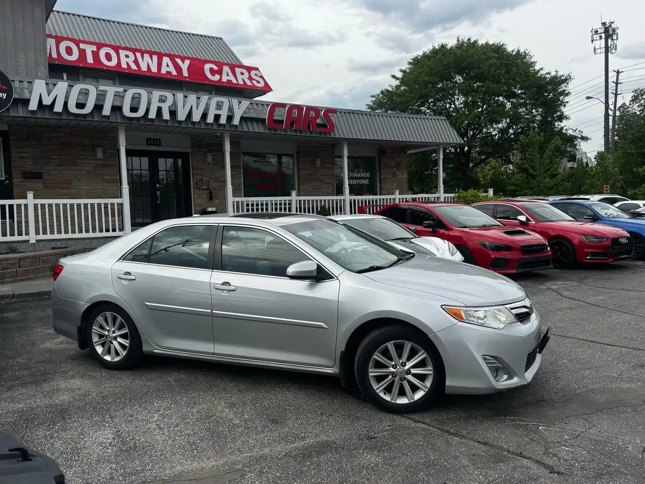 Toyota Camry снимка Toyota Camry