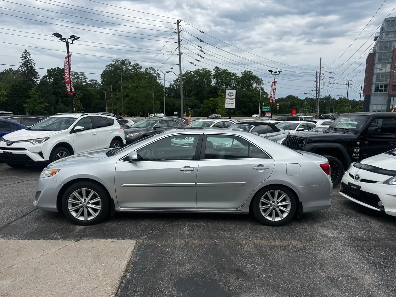 Toyota Camry снимка Toyota Camry