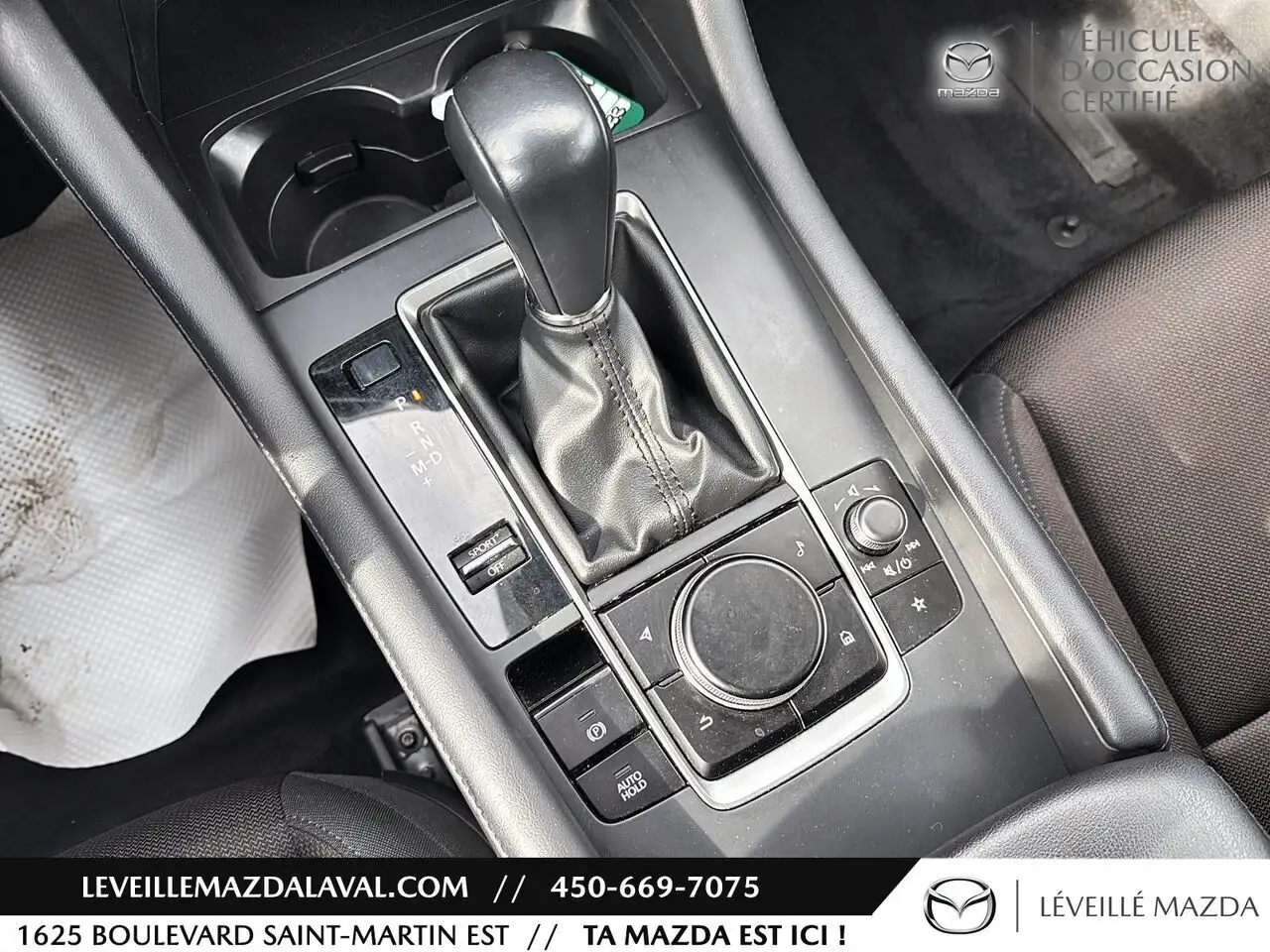 Mazda 3 снимка Mazda 3