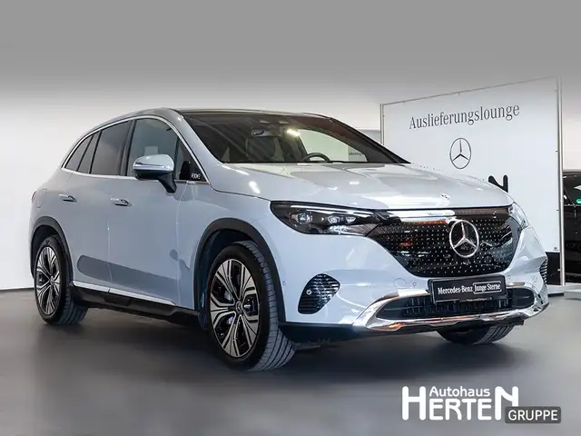 Mercedes-Benz Eqe view 3