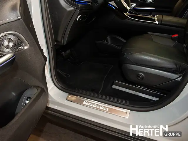 Mercedes-Benz Eqe view 12