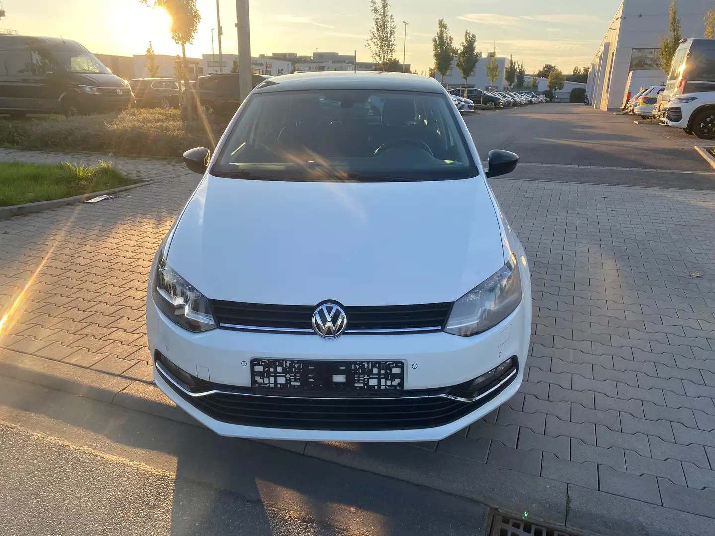 Volkswagen Polo Highline Navi PDC ALu LED Schwarz/Weiss Bi Color Weiß - 2