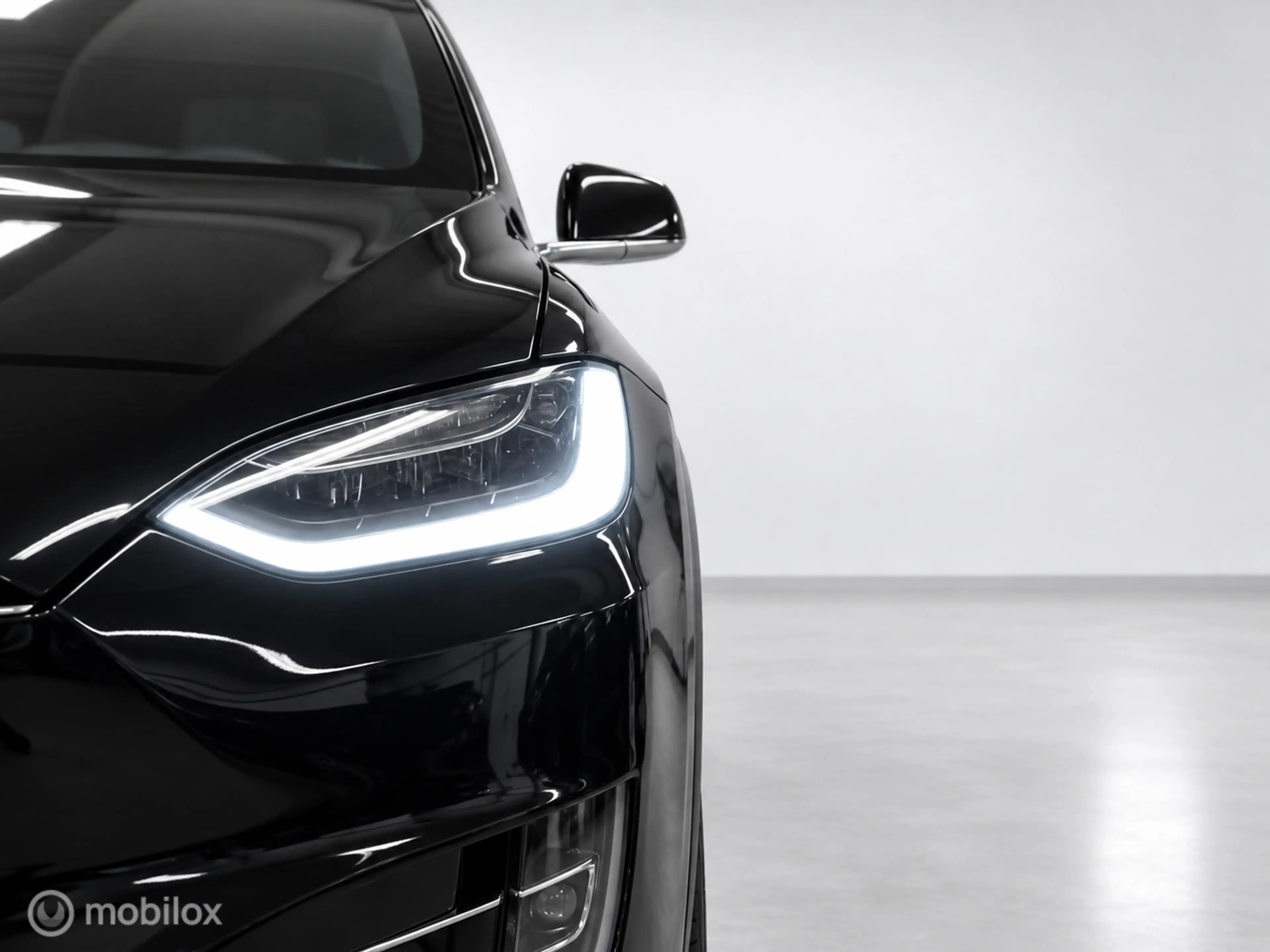 Tesla Model X 75D Base AUTOPILOT | CCS | TREKHAAK — photo 14