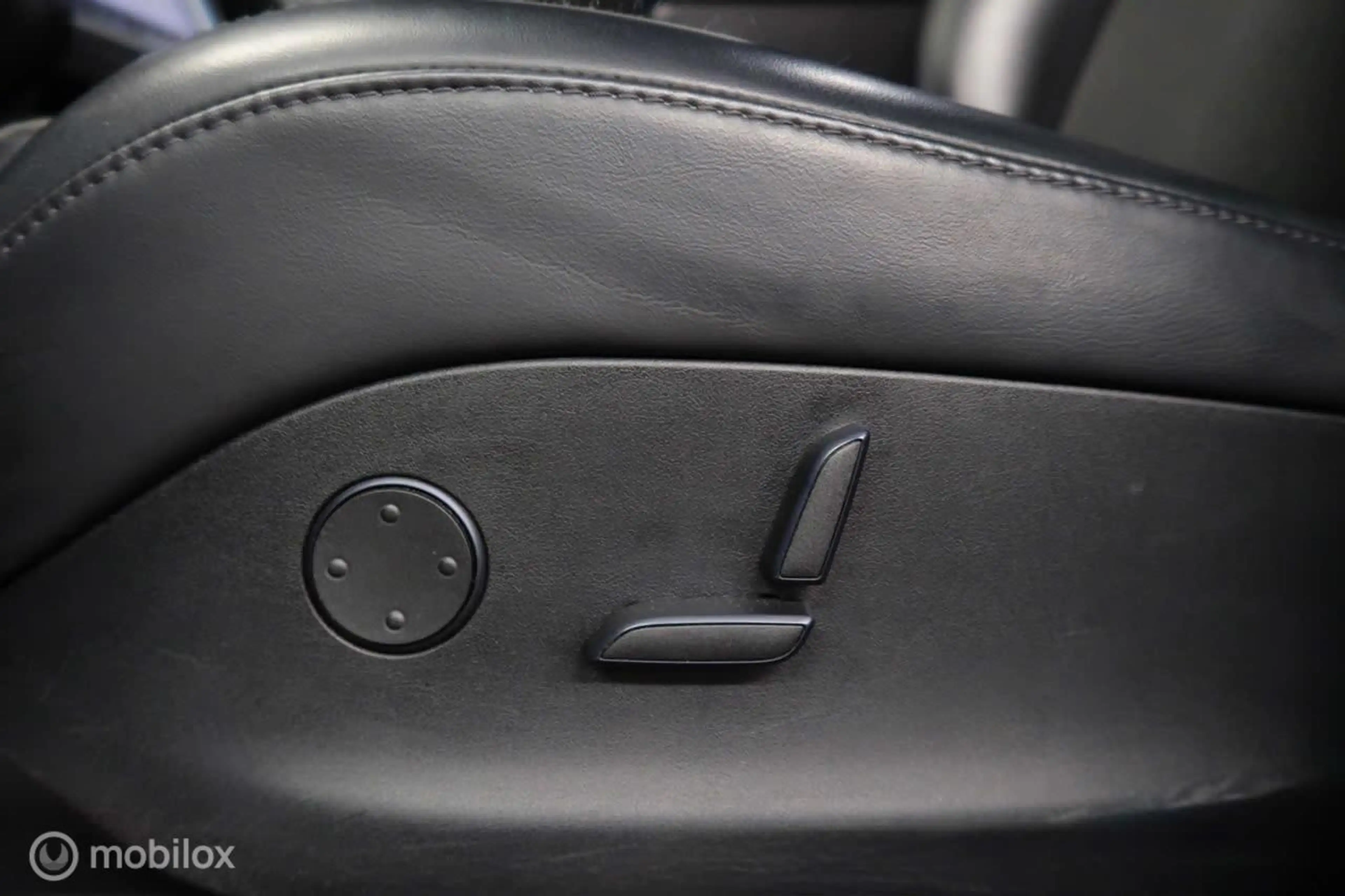 Tesla Model X 75D Base AUTOPILOT | CCS | TREKHAAK — photo 12