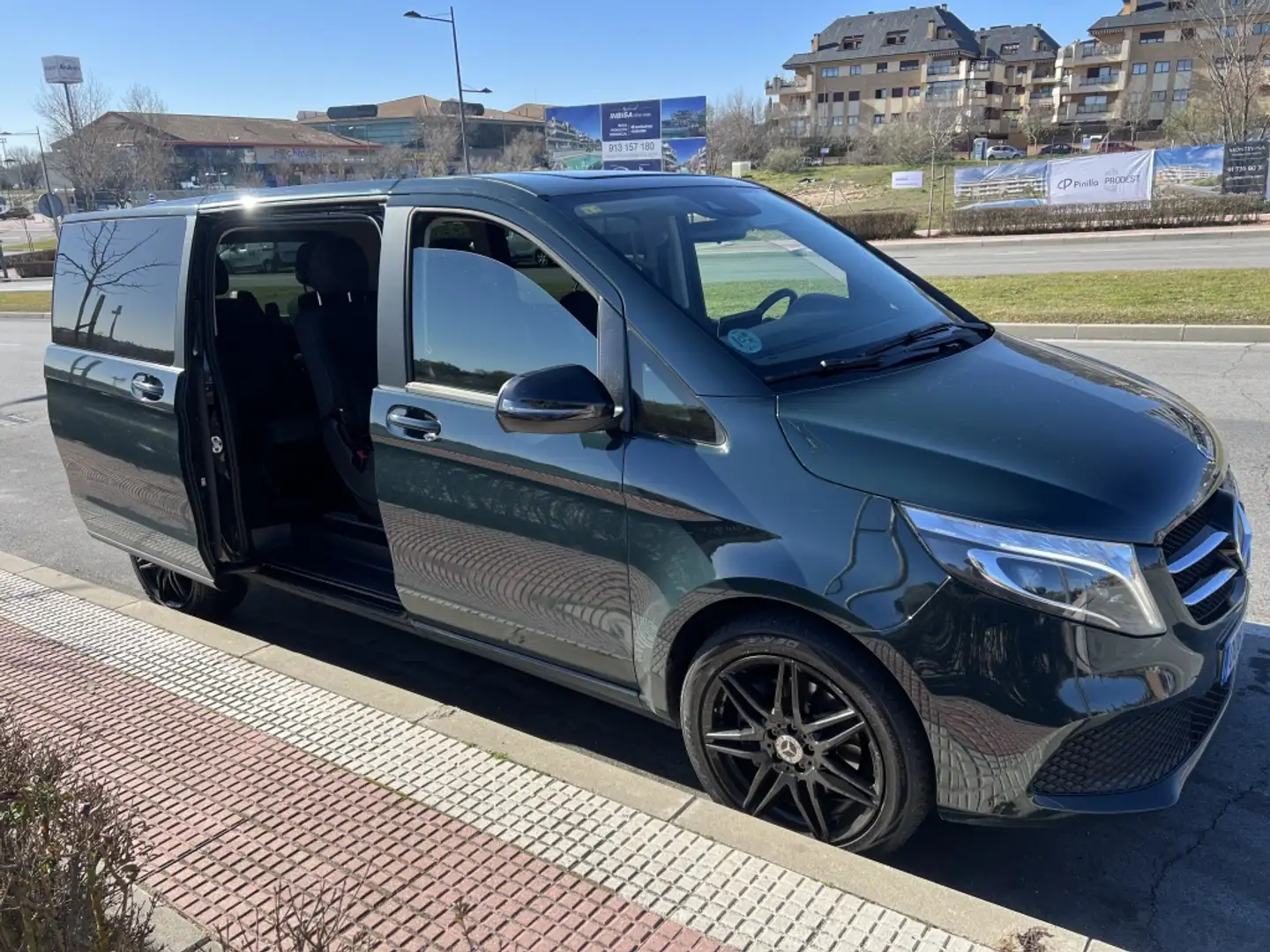 Mercedes-Benz V Monovolumen Automático de 5 Puertas Verde - 2