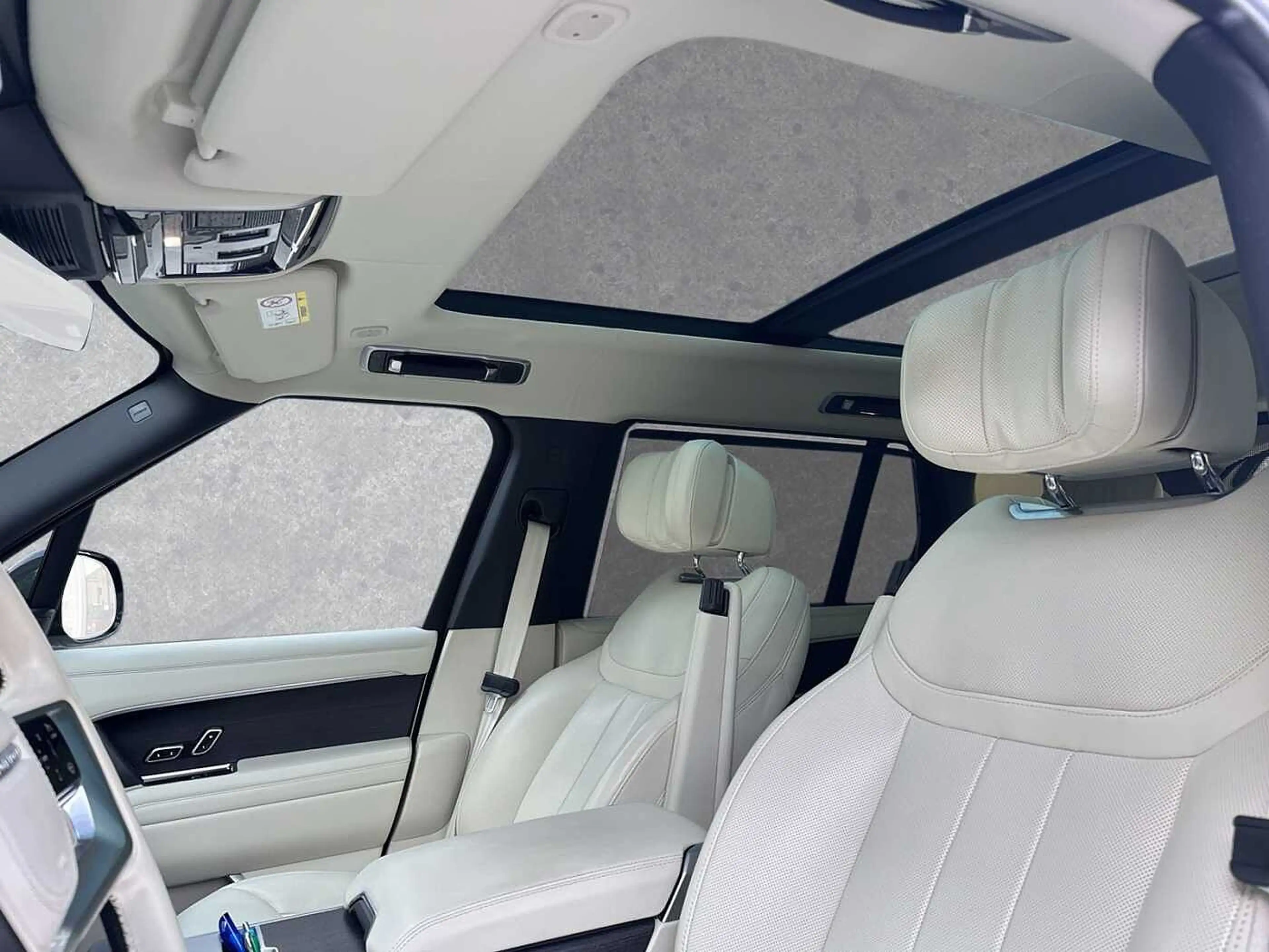 Land Rover Range Rover Diesel D350 LWB Autobiography — photo 10