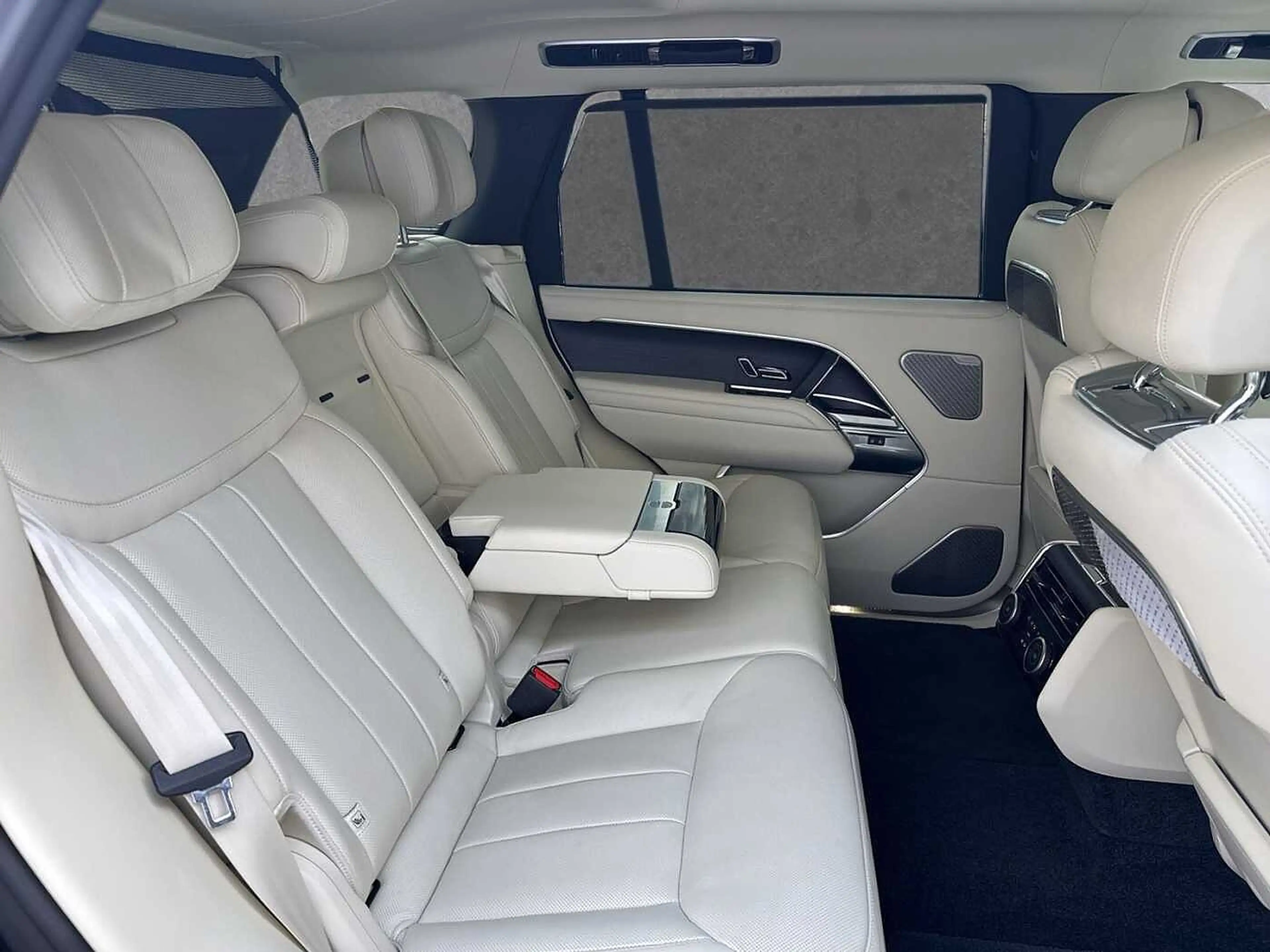 Land Rover Range Rover Diesel D350 LWB Autobiography — photo 5