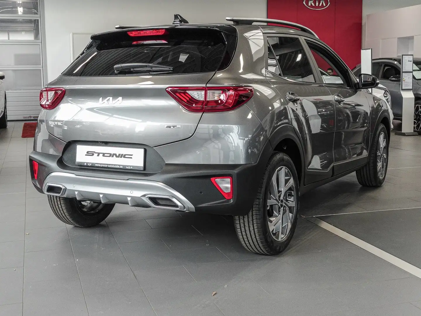 Kia Stonic 1.0T DCT GT-line Technologie Kamera, Navi Grau - 2